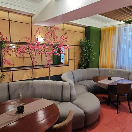 Largo Beach Hotel 阳光海滩