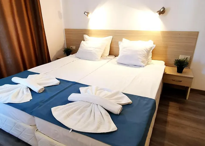 酒店 Largo Beach Hotel 3*