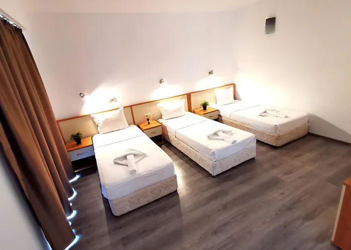 Largo Beach Hotel 阳光海滩