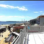 Hotel Largo 3*