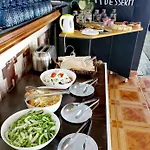 Largo Beach Hotel 3*