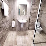 Largo Beach Hotel Хотел