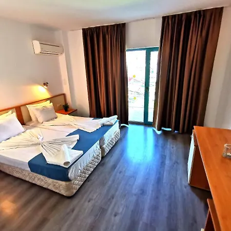 Otel Largo