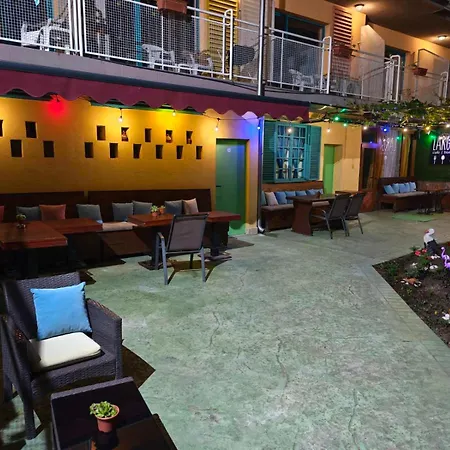 Largo Beach Hotel 酒店 阳光海滩