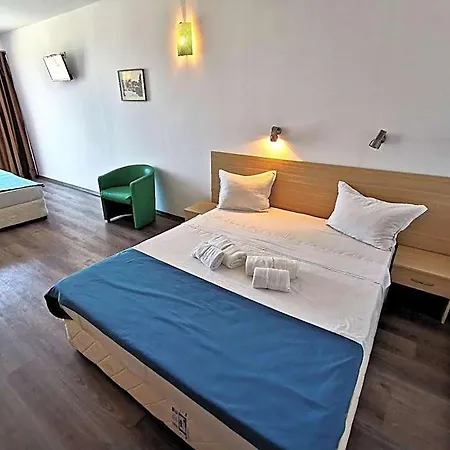 Largo Hotel
