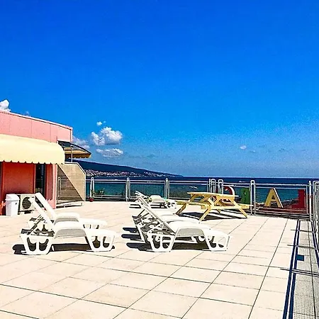 Largo 3* Sunny Beach
