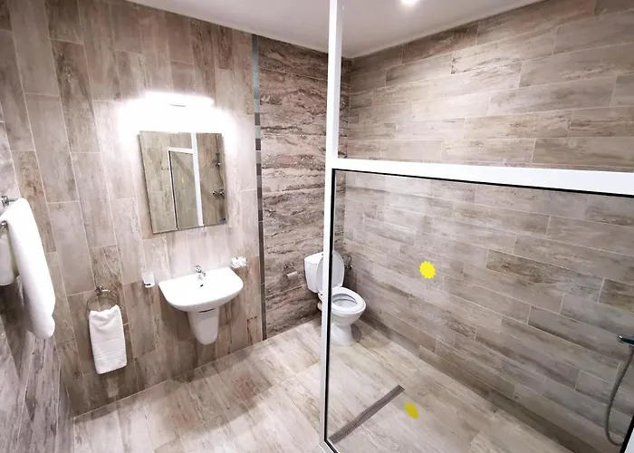 Largo Beach Hotel 3*