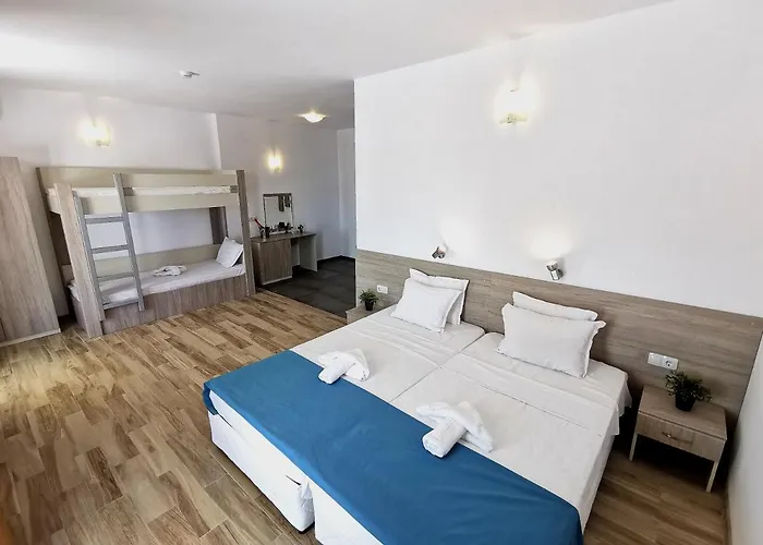 Largo Beach Hotel 3* Napospart