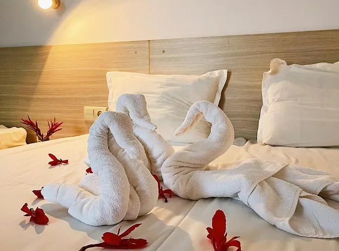 Largo Beach Hotel Napospart