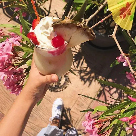 Ξενοδοχείο Largo